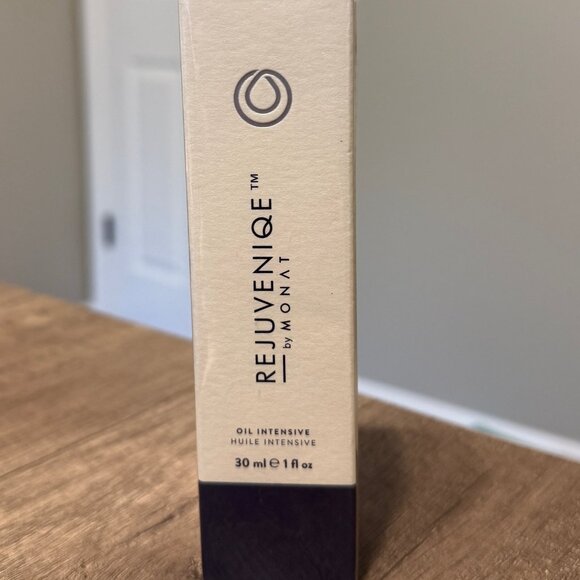 Rejuveniqe Oil Intensive by Monat (New/Sealed) - Picture 5 of 5